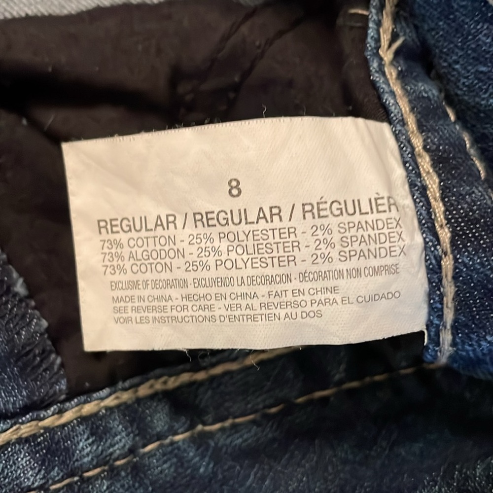 Women’s Code Bleu Capris - Picture 7 of 7